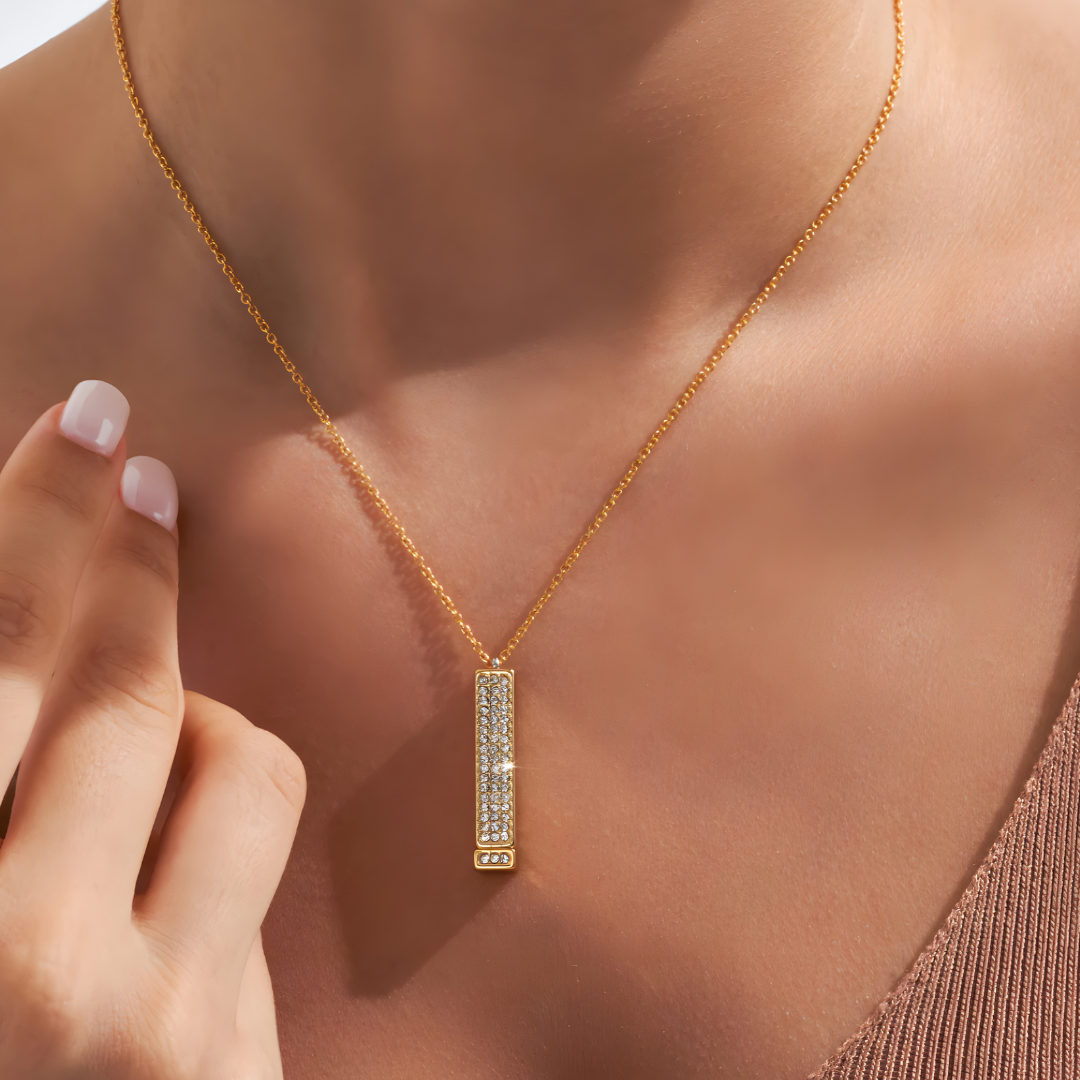Collier 'I Love You' - Et smykke af evig kærlighed