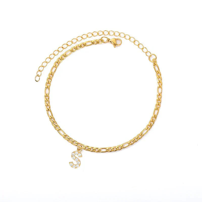 Brățară cu inițială personalizată – Eleganță pe măsură