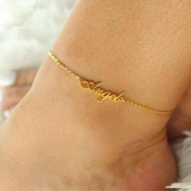 Brățară personalizată cu nume – Poartă-ți identitatea cu eleganță