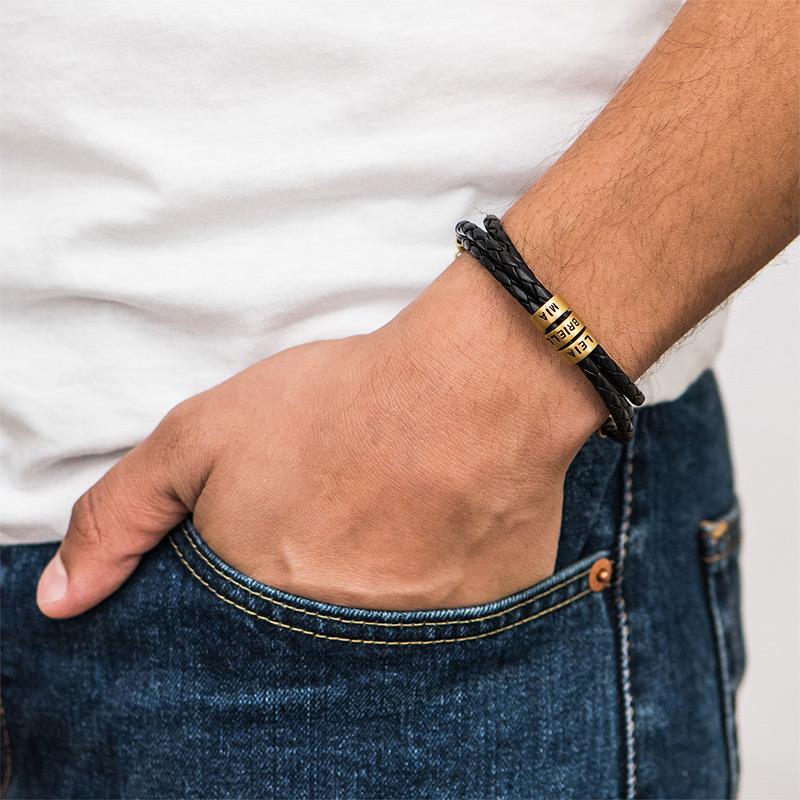 Heren Armband van Zwart Leer – Aanpasbaar met Afwerkingen in Zilver of Goud