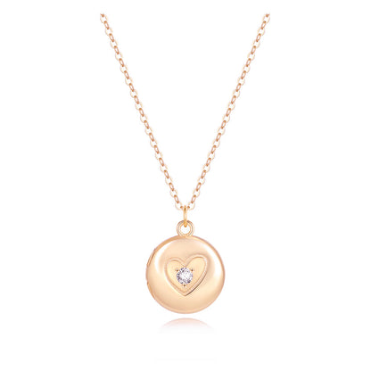 Isabella medallion necklace